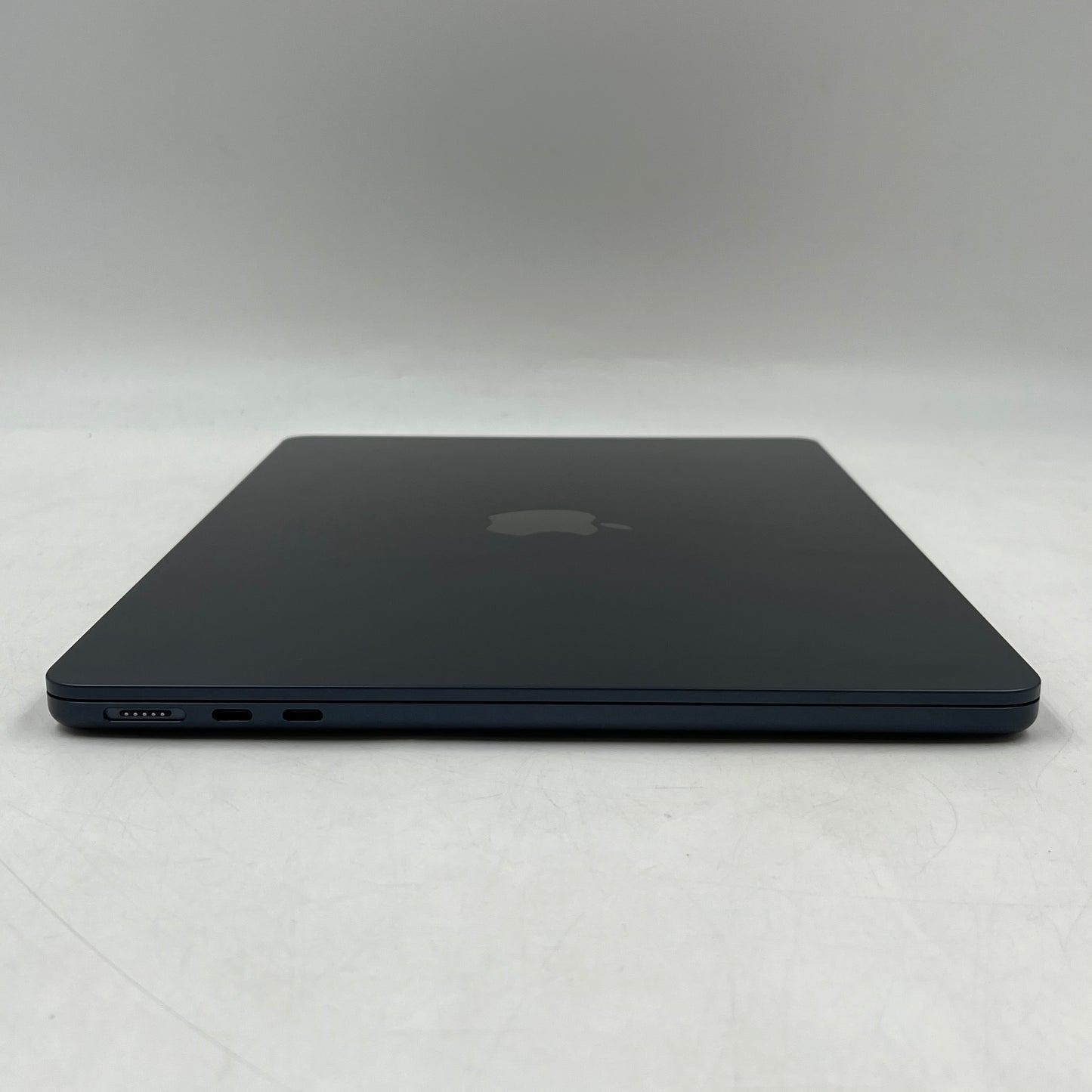 2025 Apple MacBook Air 13.6" M4 8C GPU 4.5GHz 16GB RAM 256GB SSD A3240