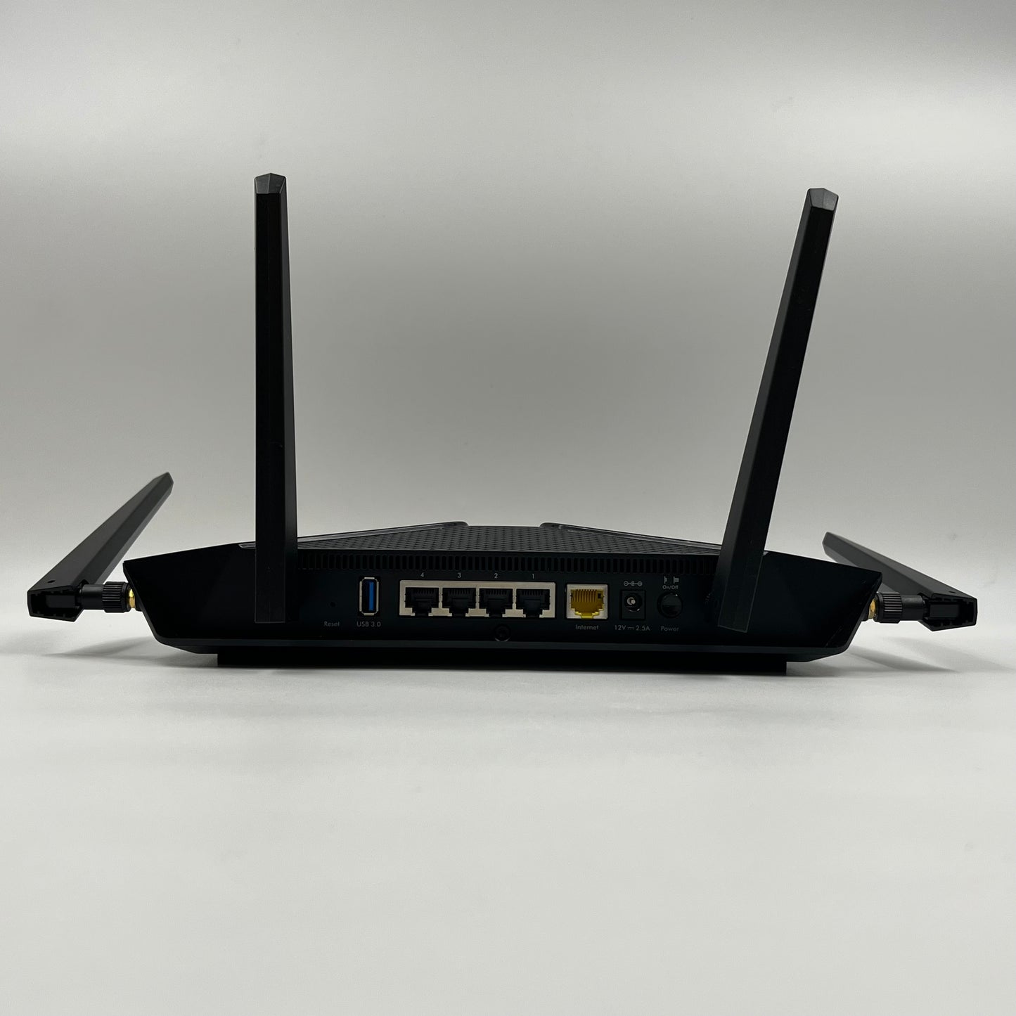 NETGEAR NightHawk AX6 Dual Band AX5400 Gaming Router