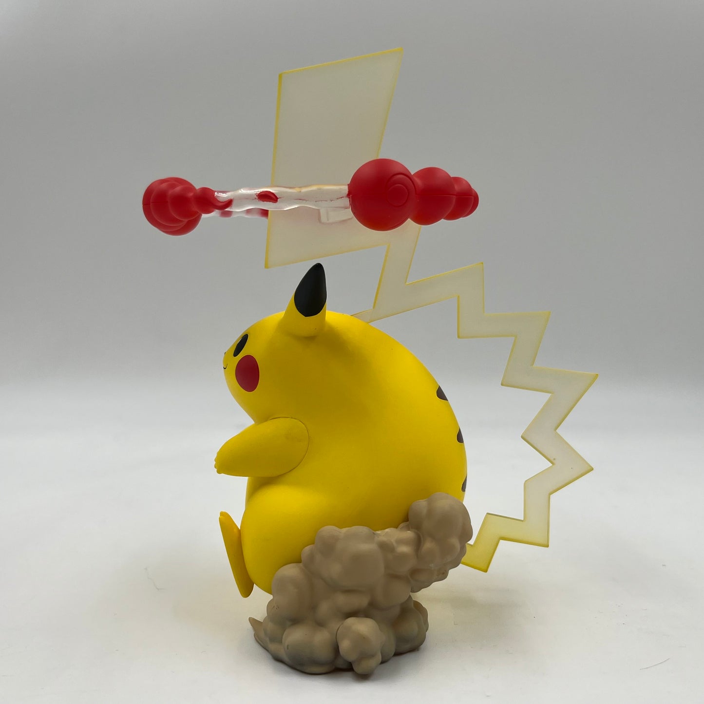 Pokemon VMAX Celebrations 25th Anniversary Pikachu Statue with 2x Pokemon Cards