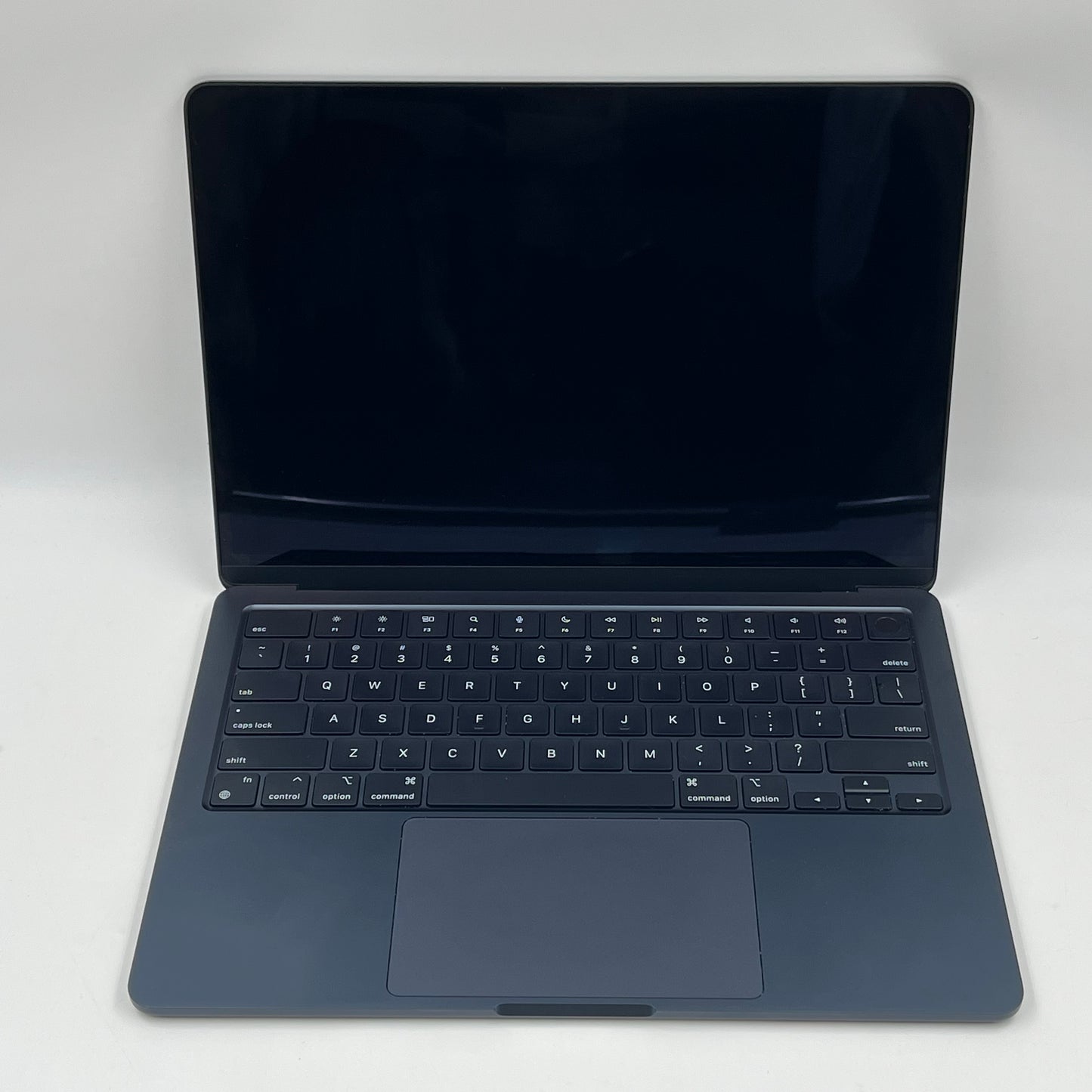 2022 Apple MacBook Air 13.6" M2 10C GPU 3.5GHz 8GB RAM 512GB SSD A2681