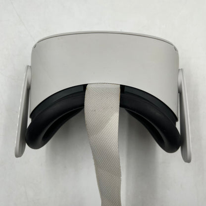 Oculus Quest 2 128GB Standalone All-in-One VR Headset KW49CM