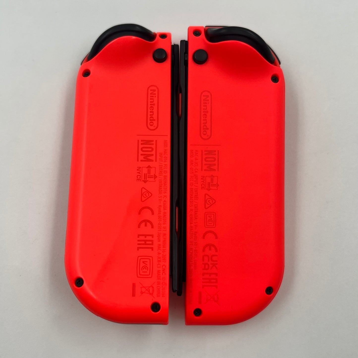 Nintendo Switch Joy-Cons Pair Controller HAC-015/HAC-016 Red