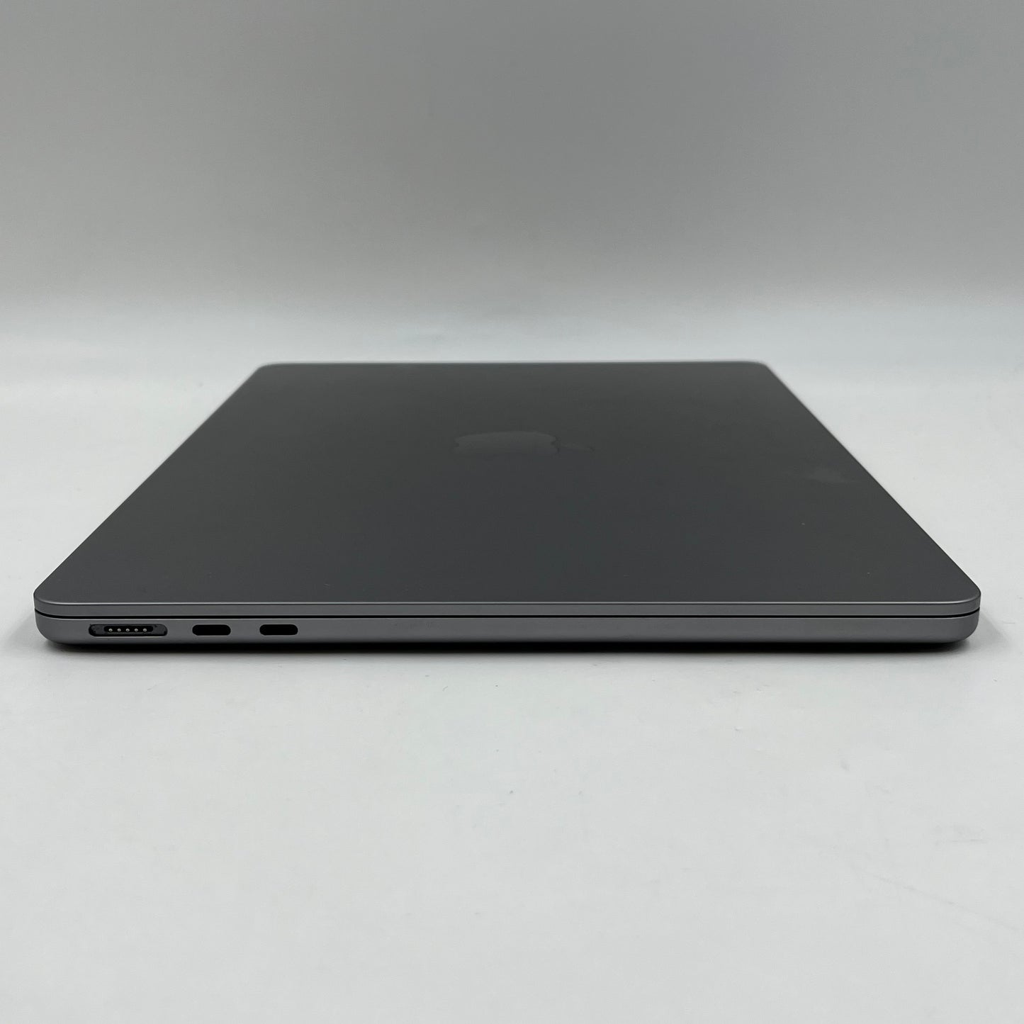 2022 Apple MacBook Air 13.6" M2 8 Core 3.5GHz 8GB RAM 256GB SSD A2681