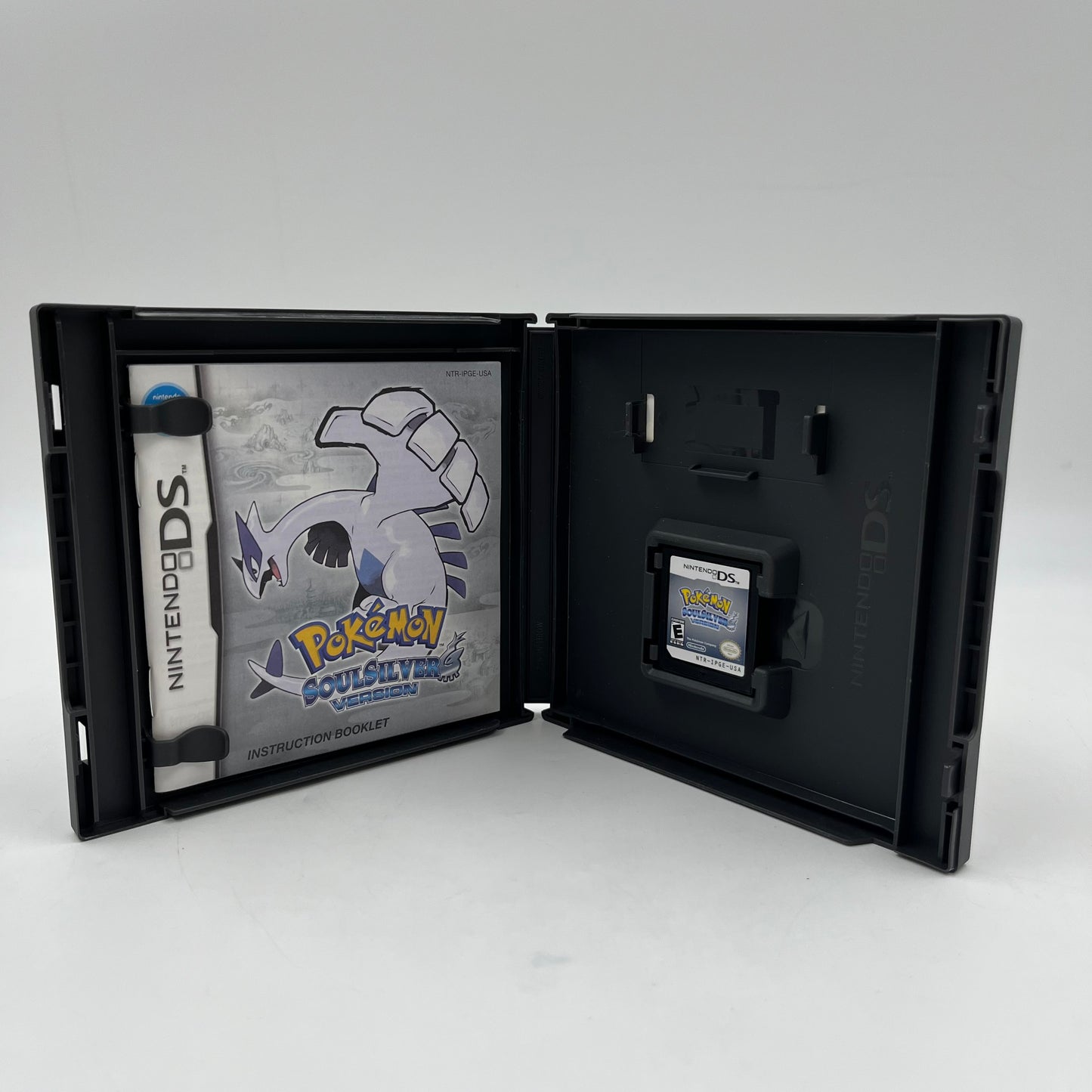 Pokemon SoulSilver Version (Nintendo DS, 2010)