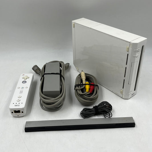Nintendo Wii Video Game Console RVL-001 White