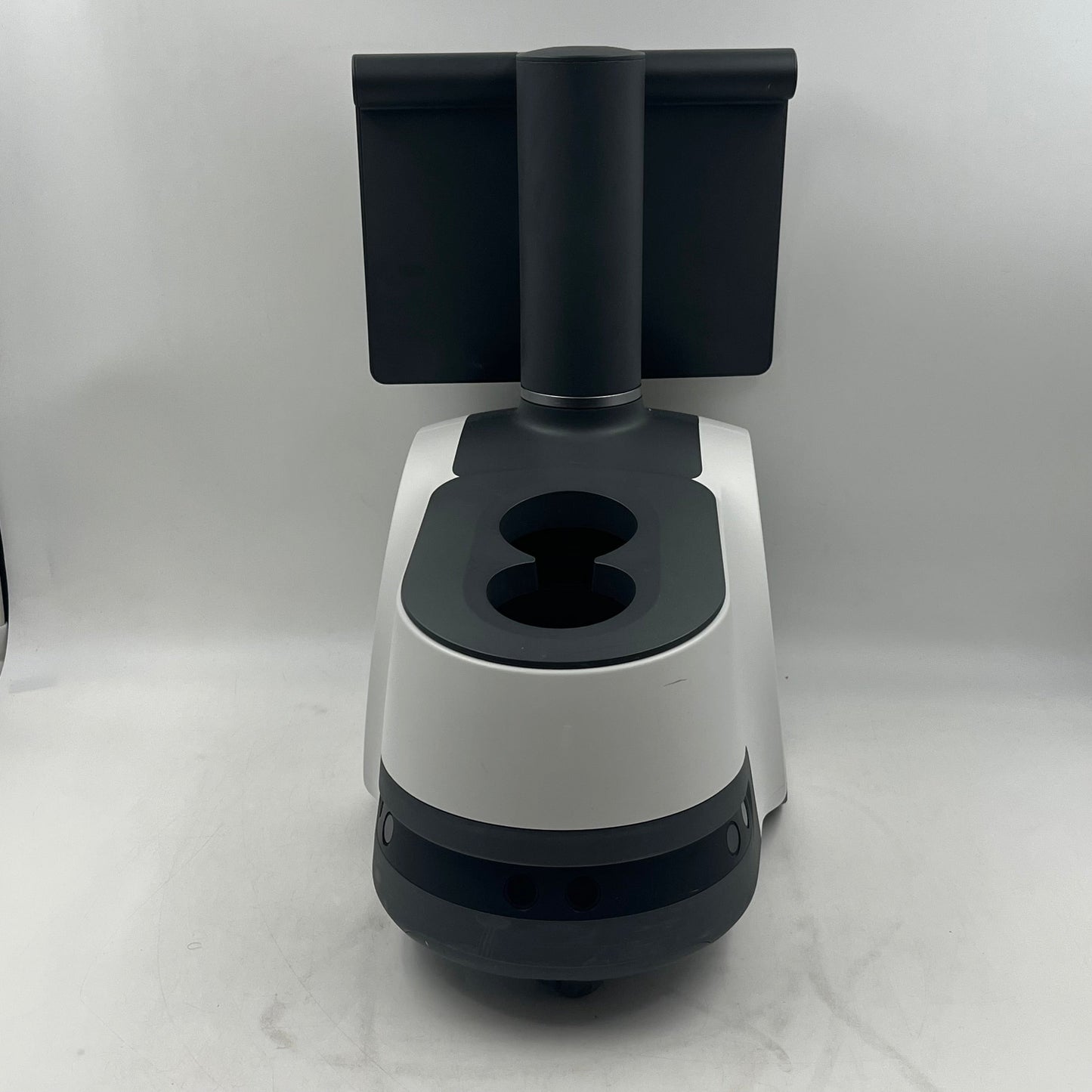 Amazon Astro Household Robot Black/White with Alexa B078NSDFSB