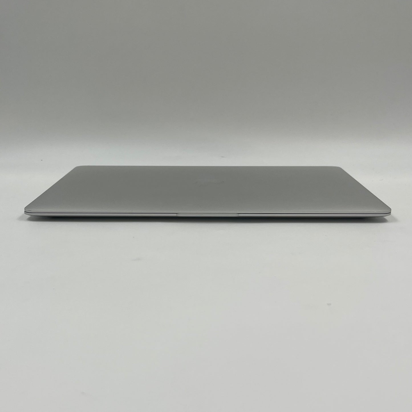 2020 Apple MacBook Air 13.3" i7 1.2GHz 8GB RAM 256GB SSD Silver A2179