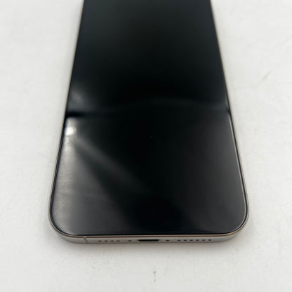 Factory Unlocked Apple iPhone 15 Pro Max 256GB White Titanium MU673LL/A