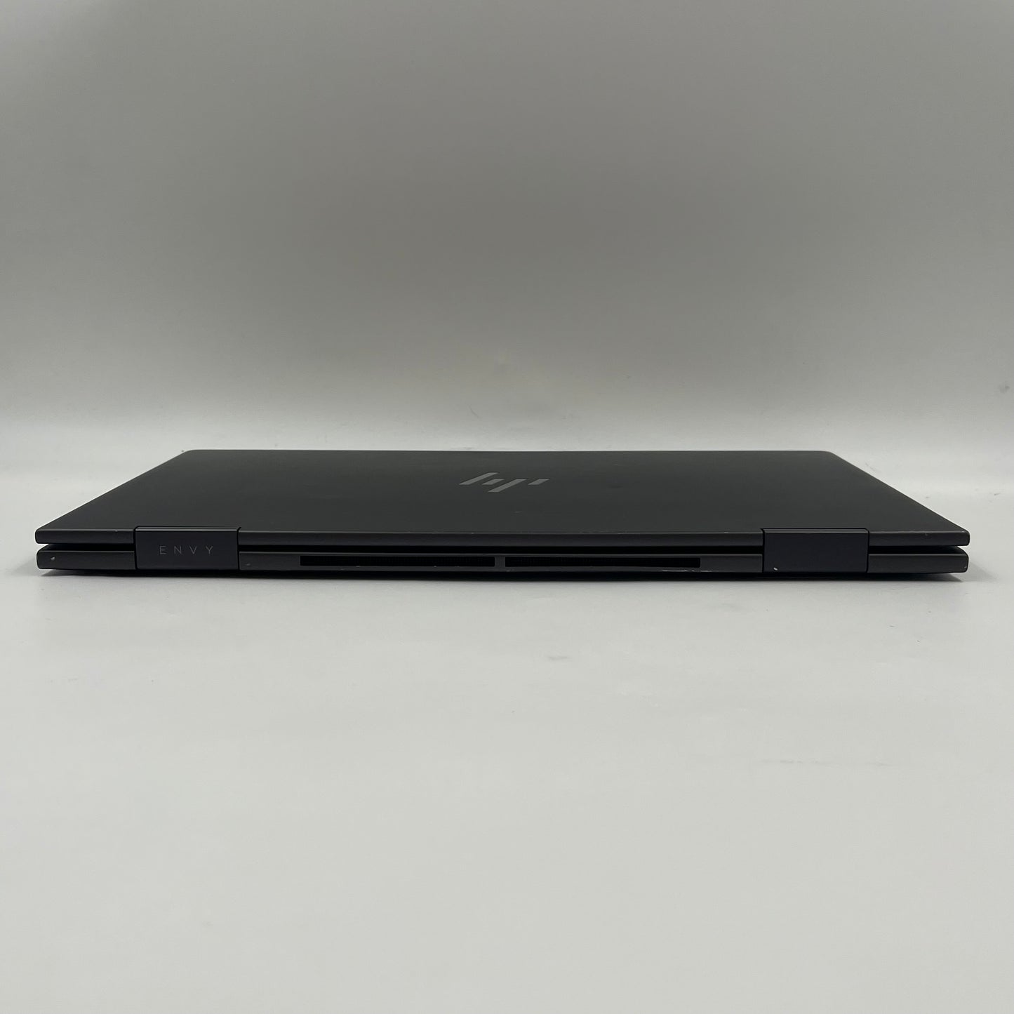 HP Envy x360 15-fh0013dx 15.6" Ryzen 7 7730U 2.0GHz 16GB RAM 512GB SSD