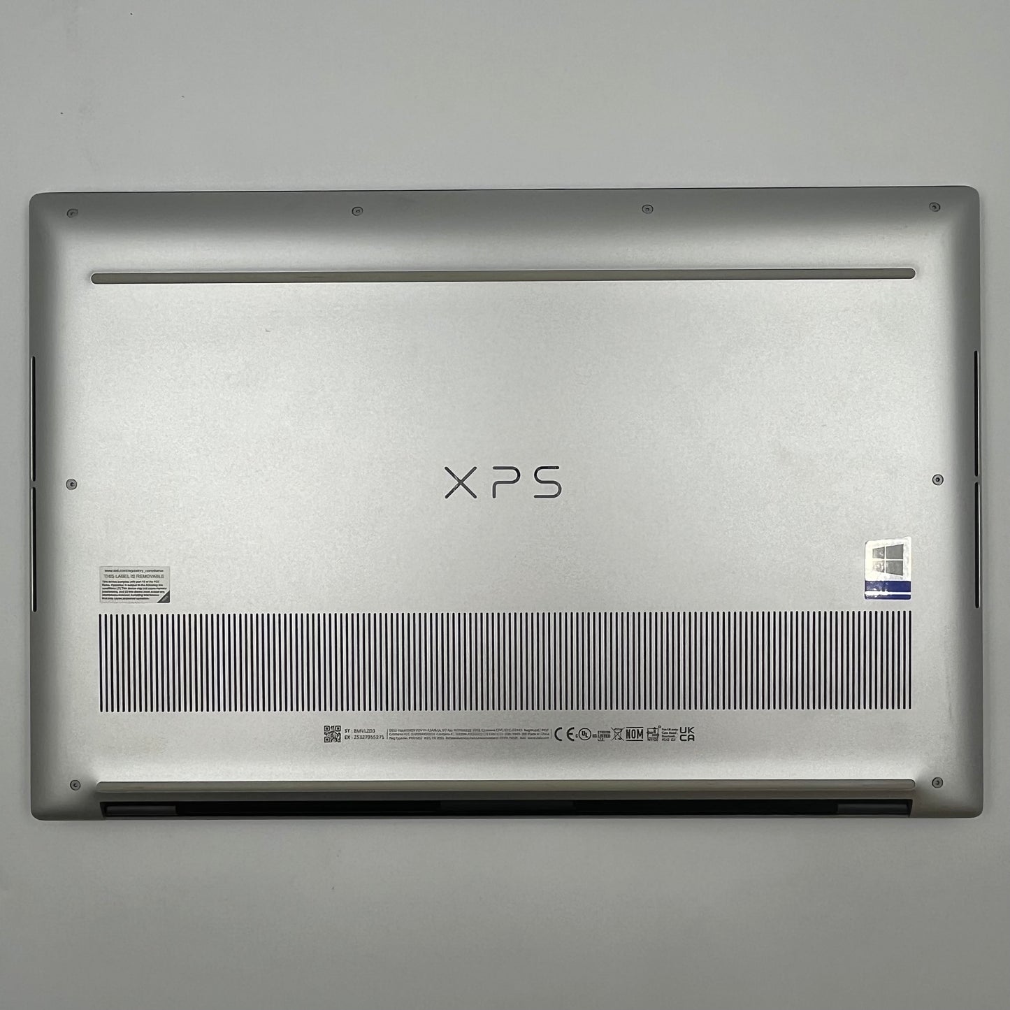 Dell XPS 15 9510 P91F 15.6" i7-11800H 2.3GHz 16GB 512GB SSD GeForce RTX 3050 Ti