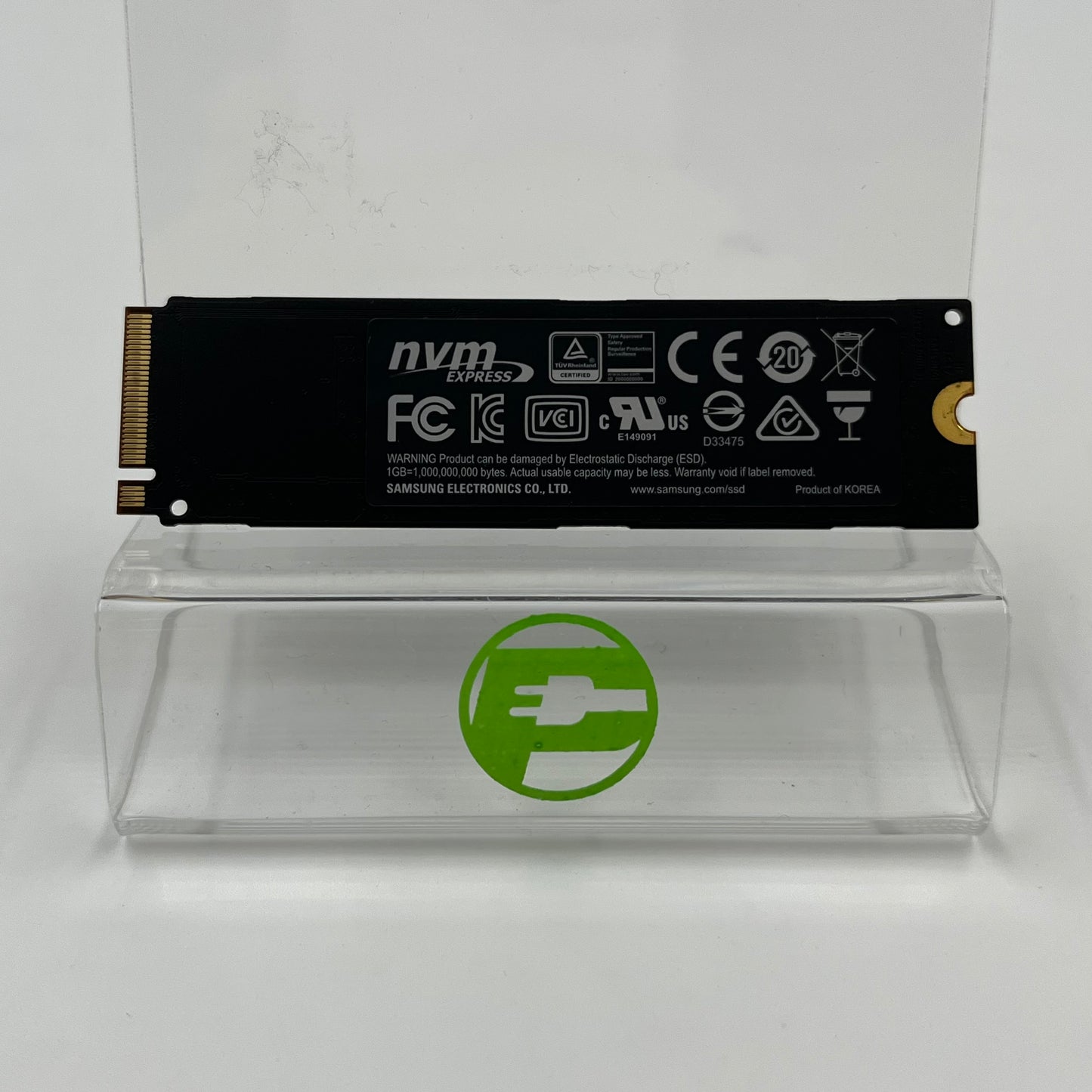 Samsung 	M.2 2280 960 PRO 512GB NVMe SSD 	MZVKP512HMHQ