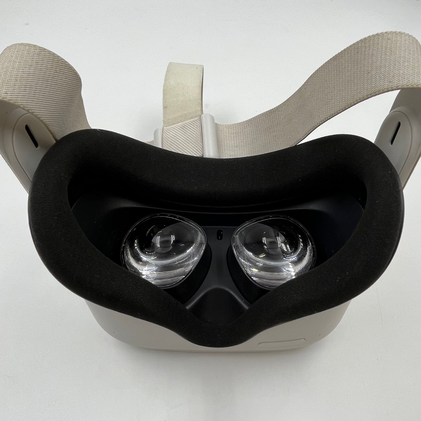 Meta Quest 2 64GB Standalone All-in-One VR Headset KW49CM