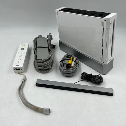 Nintendo Wii Video Game Console RVL-001 White