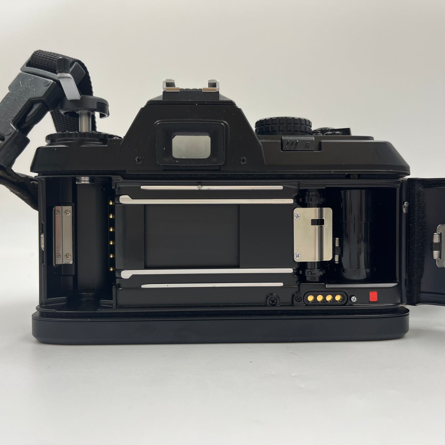 Nikon AF N2020 35MM Film Camera