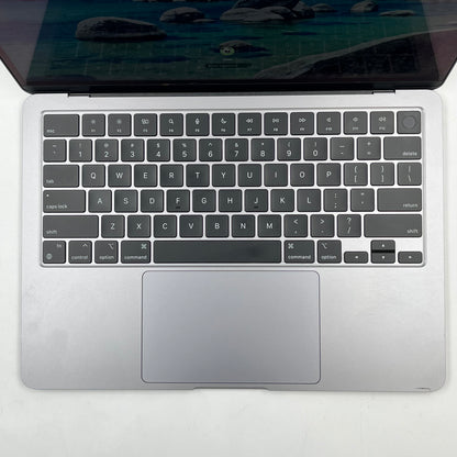 2022 Apple MacBook Air 13.6" M2 8 Core 3.5GHz 8GB RAM 256GB SSD A2681