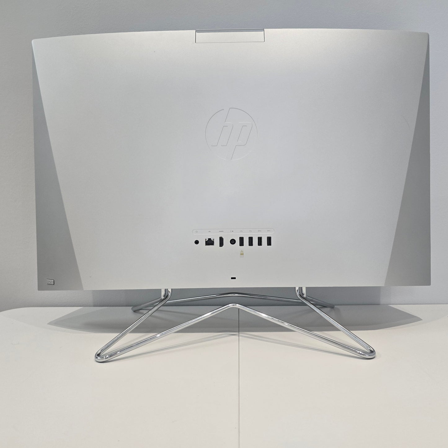 HP All-in-One-27 27-DP0170Z 27" Ryzen 5 3500U 2.10GHz 16GB RAM