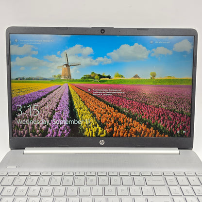 HP 15-dy2021nr 15.6" i5-1135G7  2.4GHz 8GB RAM 256GB SSD